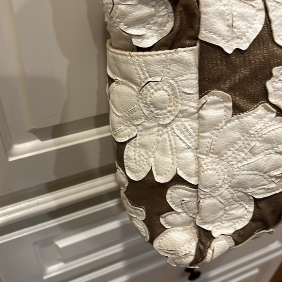 Like NEW! VINTAGE BIG Buddha Expresso brown w/ White Abstract flowers Bag - Picture 11 of 13
